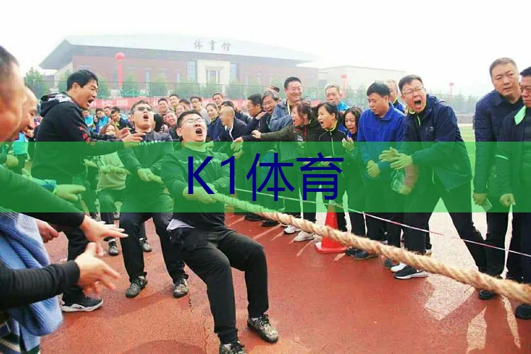 儿童卡通滑梯：如何在滑梯上玩得开心又保持自身安全？